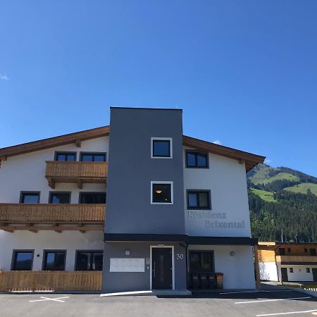 Appartement Almblick Brixen im Thale Bagian luar foto