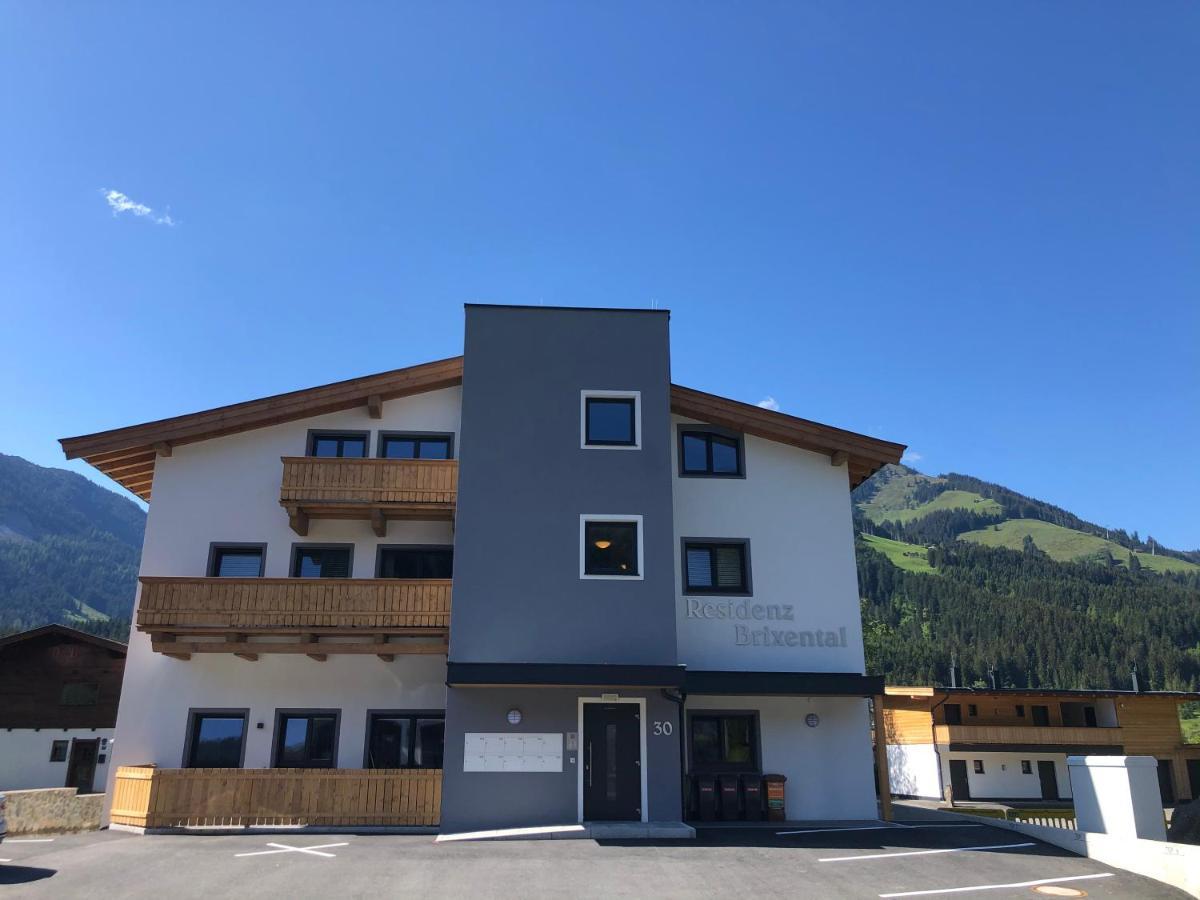 Appartement Almblick Brixen im Thale Bagian luar foto
