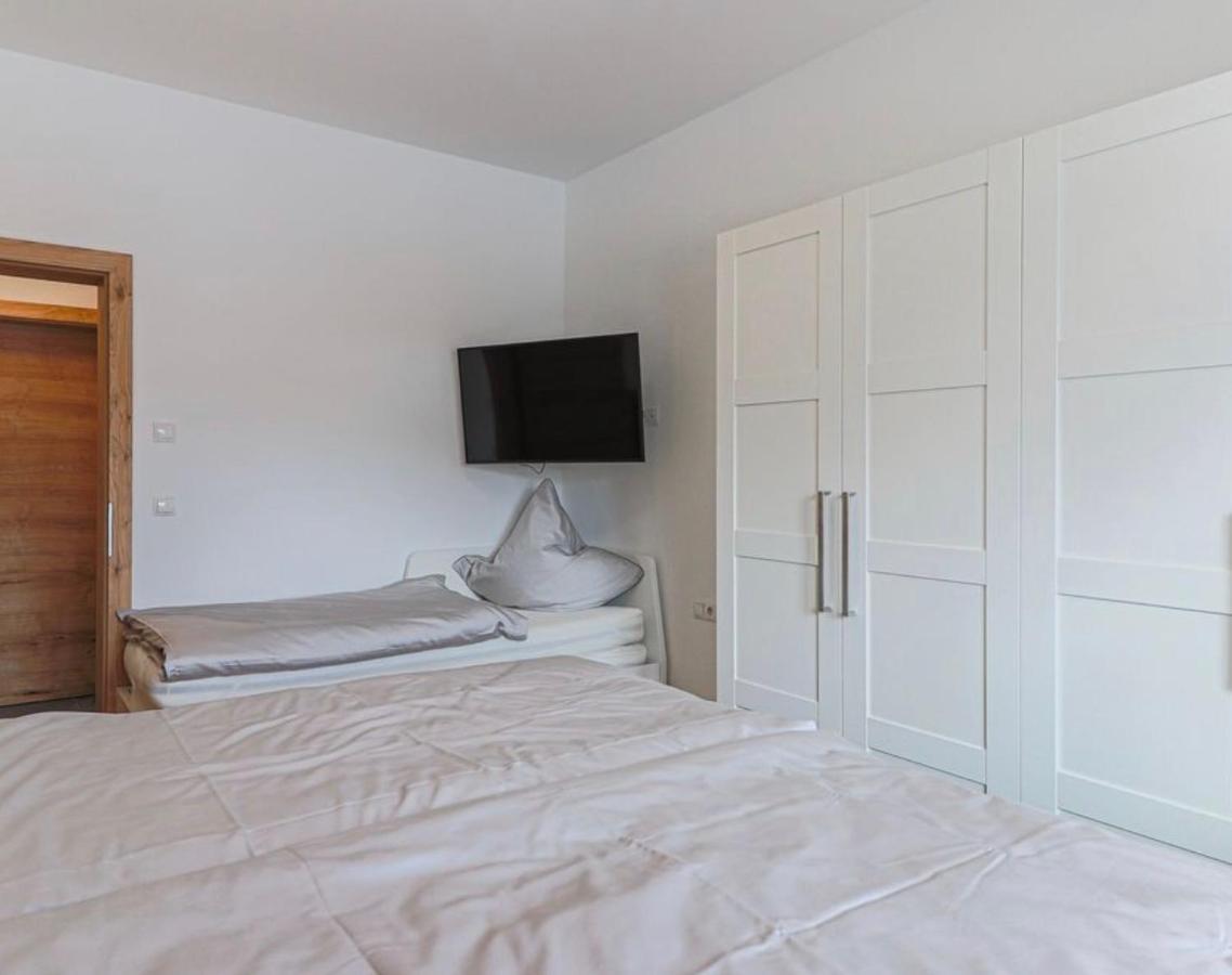 Appartement Almblick Brixen im Thale Bagian luar foto